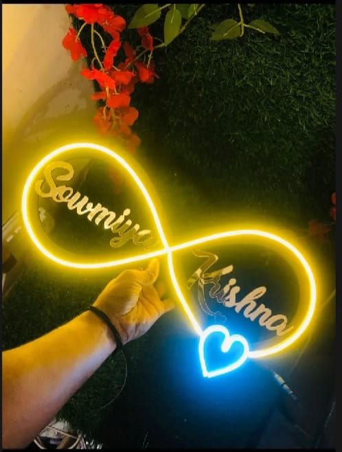 coustumize 3D couple name with neon light boarder